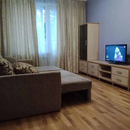2 К Квартира Между Двумя Станциями Метро Студенческая И Академика Павлова خاركيف المظهر الخارجي الصورة
