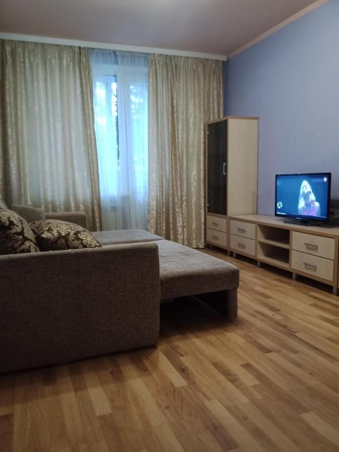 2 К Квартира Между Двумя Станциями Метро Студенческая И Академика Павлова خاركيف المظهر الخارجي الصورة
